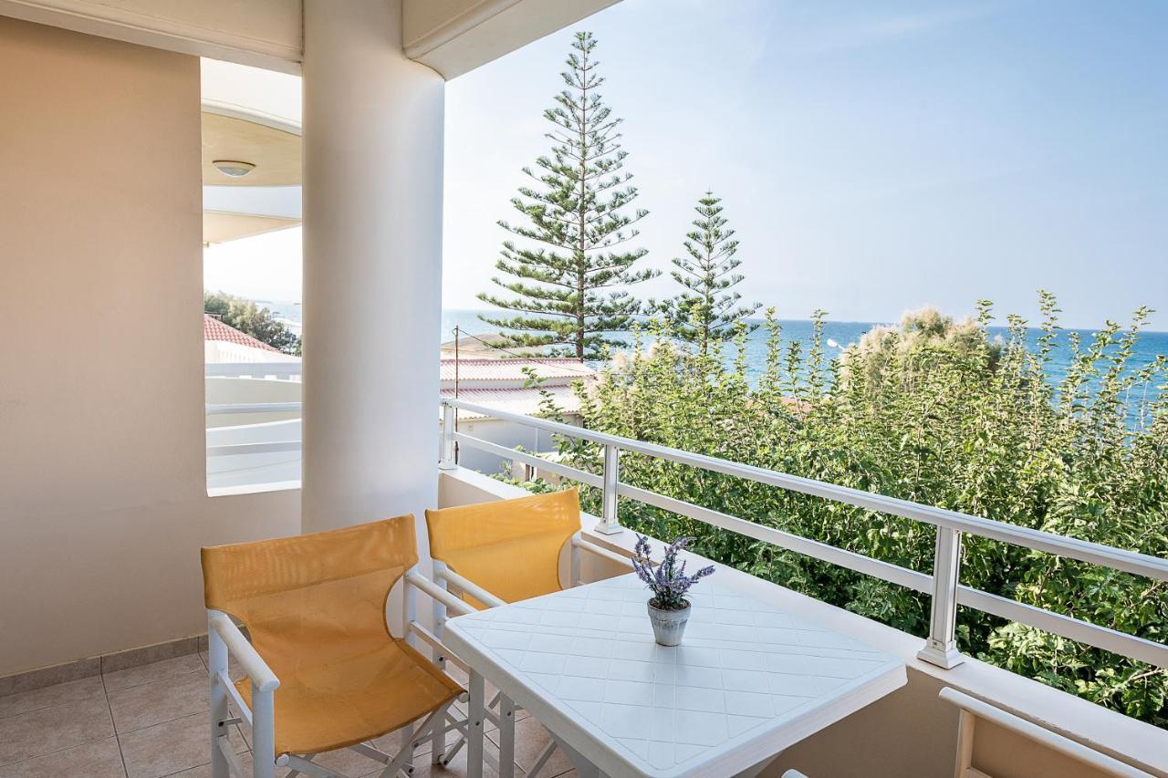 Angela Beach Aparthotel Platanés Exterior foto